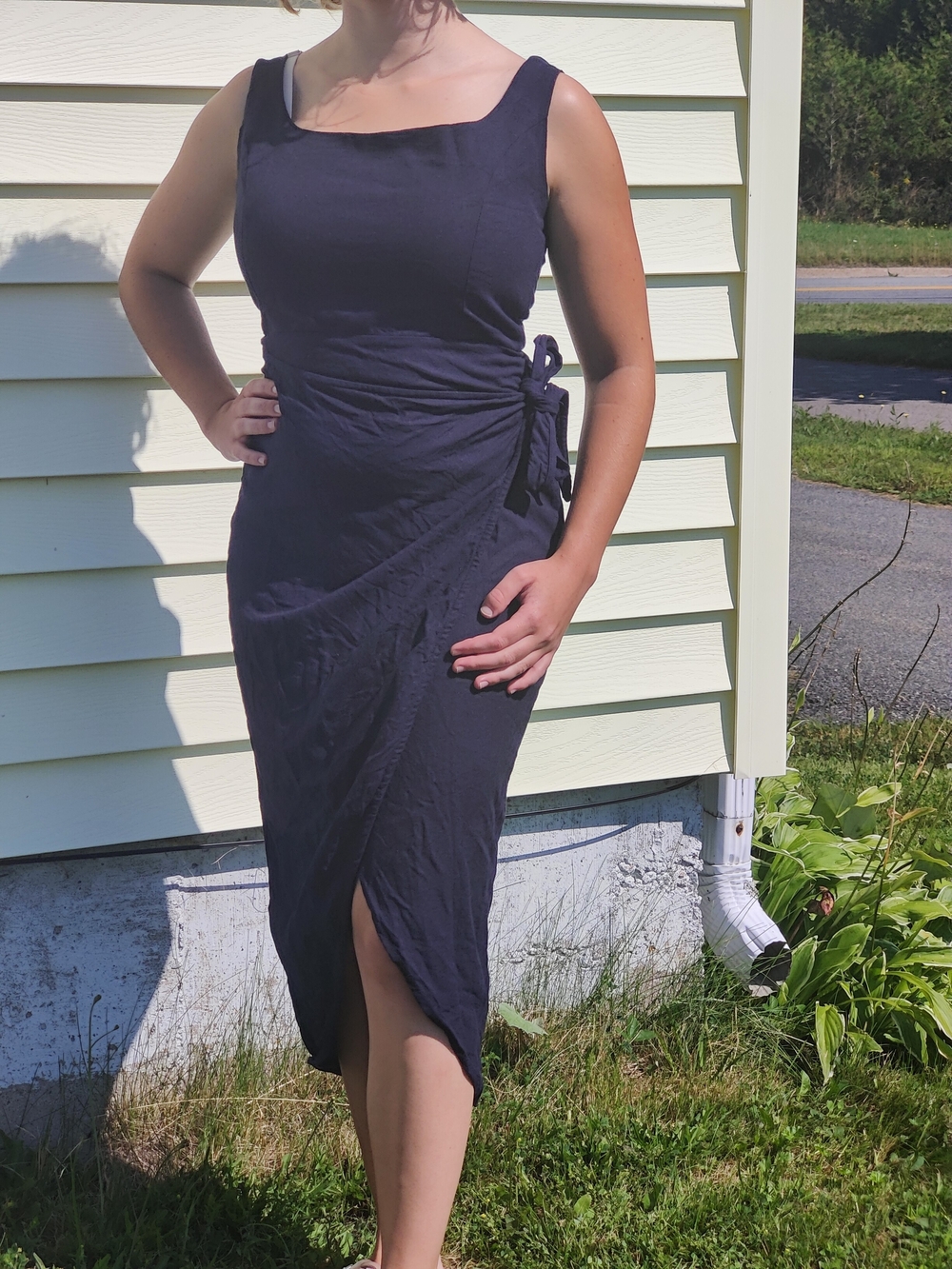 Sleeveless Navy Wrap Midi Dress - Classic Elegant Fit